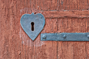 Heart shaped iron lock 