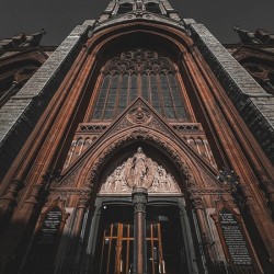 Sinners Welcome