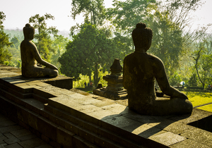 Borobudur buddhist temple in Java 01