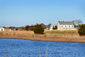 Abandoned Farm in West Fenwick on RT 54