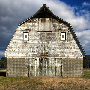 Old Barn with a Grin