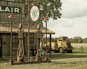 Old Gas Station in Goldtone 110264
