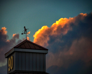 Roxanna 90 Windvane Clouds