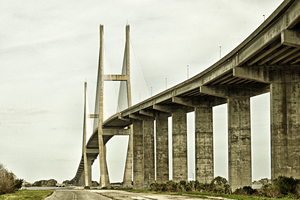 Sidney Lanier Bridge Brunswick in Goldtone