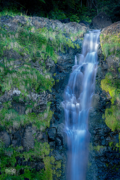 Akaka Flocka Falls by Nate Solo