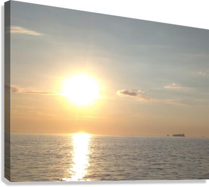    Big sun.. Canvas Print