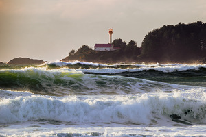 Stormy Lennard Lighthouse