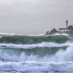 Waves Of Lennard Light 