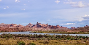 Needles Mountains - Colorado River