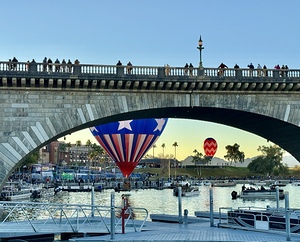 Balloons at the bridge -3