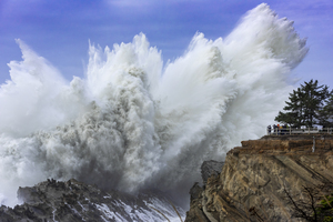 Oregon Coast Monster Wave BWS 0930