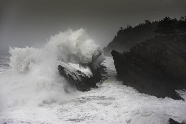 Oregon Coast Angry Sea 3653 Shore Acres by Bruce W Smith