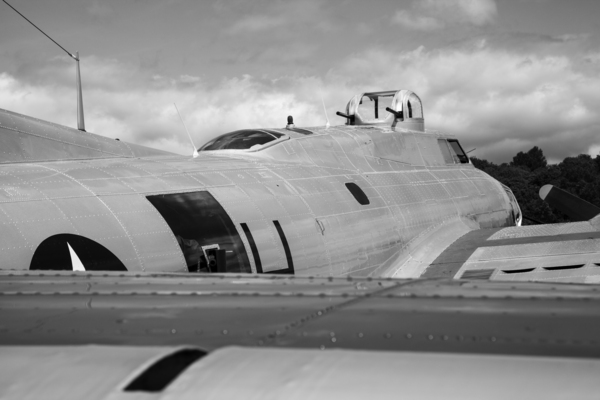 B-17 Curves Print