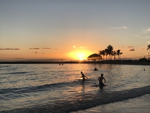 Waikiki Beach | Oahu Hawaii Sunset