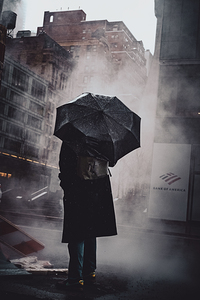 Miki va dans la fumee