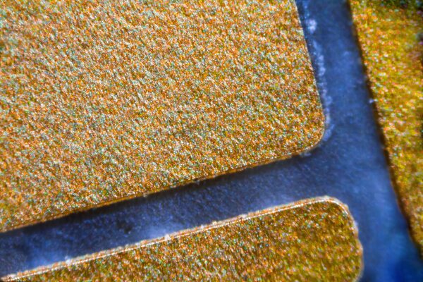 NFC chip under the microscope Print
