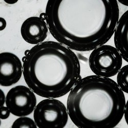 Water bubbles under the microscope