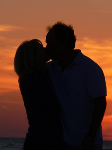 Kissing Silhouette