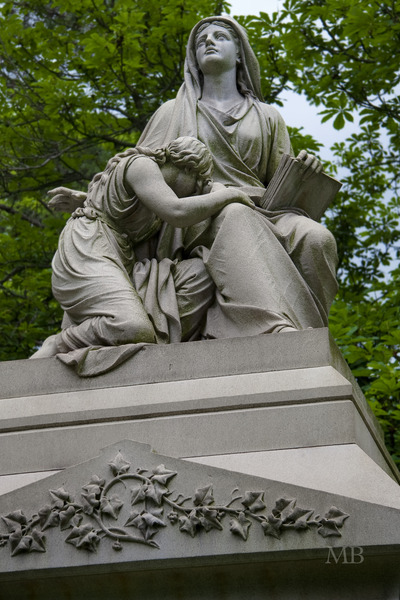 Case Monument Print