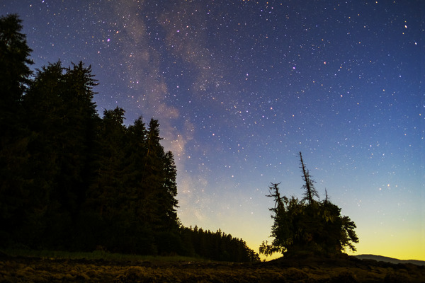 Ocean milkyway by Caleb Nagel