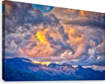 clouds are real Canvas Print