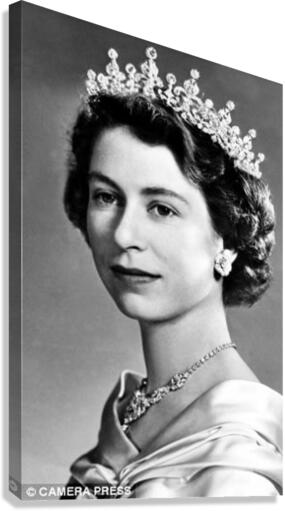 コレクション Sixty Years of Queen Elizabeth II Decades-of-QEII-Crowns-