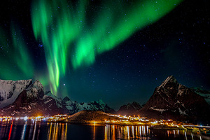 Northern Lights over Reine 2