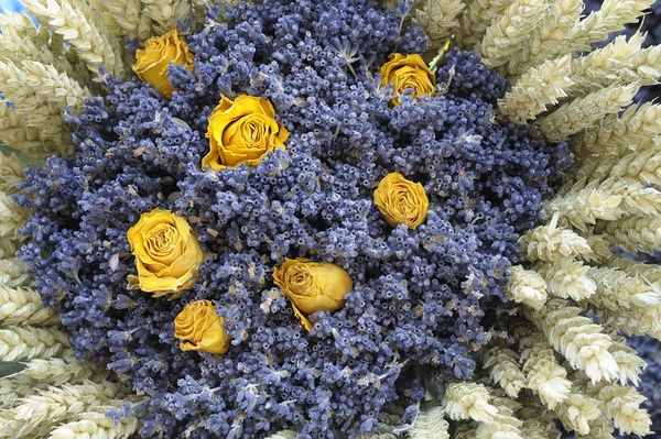 Dried roses and lavender flowers at market - Lourmarin by Kevin Oke