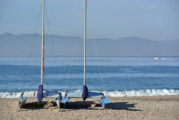 Waiting for the wind Print