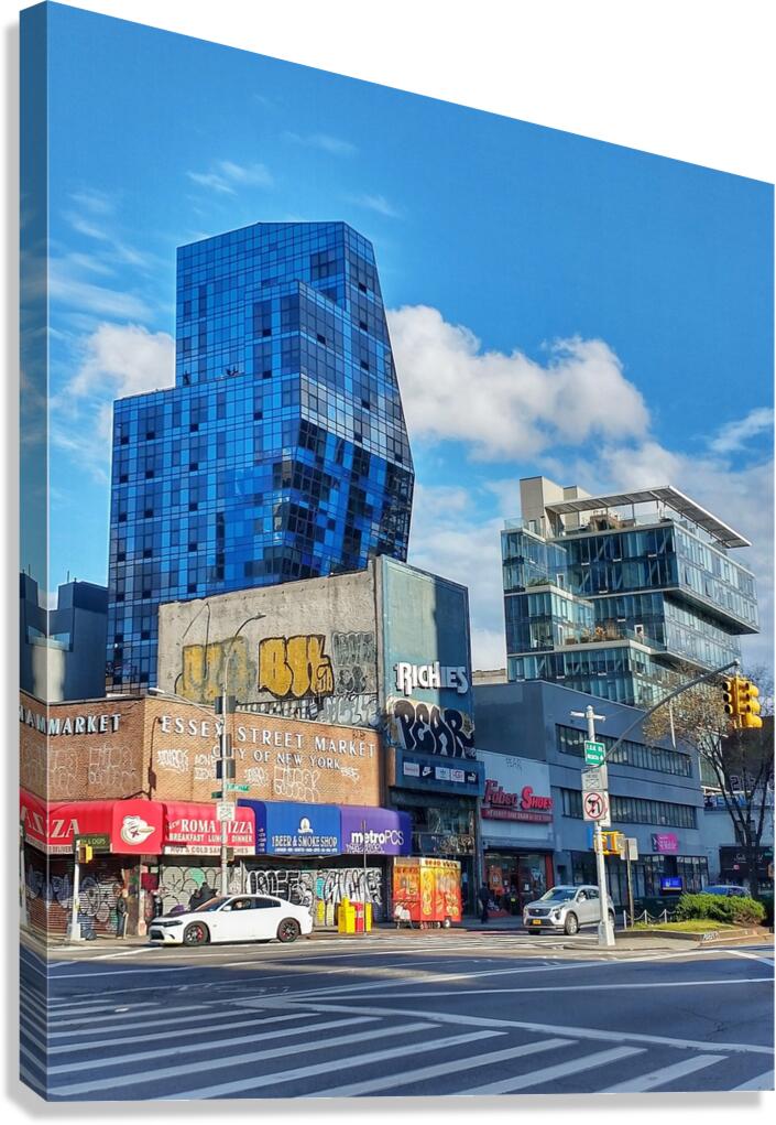 V1227 Canvas Print