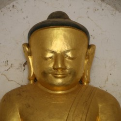 Golden Buddha - Myanmar 1803