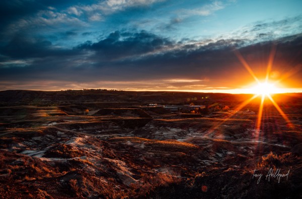 Red Sunset over Drumheller Hi Res   A3 Print
