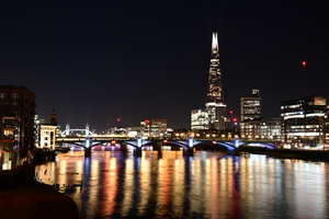 London Night sky line