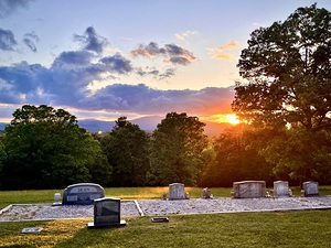 Sunset at th cemetery 