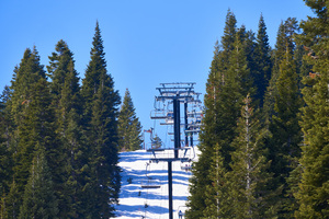 Northstar Ski Resort   Truckee CA 7R308873