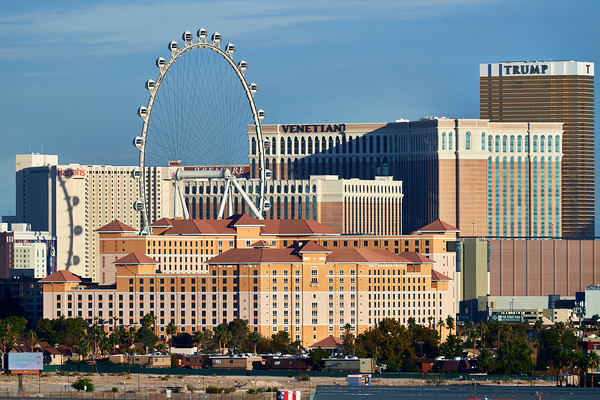Las Vegas Skyline 7R308110 Print