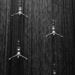 Dubai Mall – Diving Sculptures