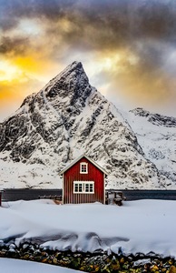 Hamnoy Hut