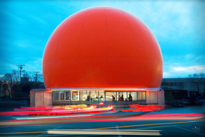 Une orange a atterri- Orange Julep Montreal