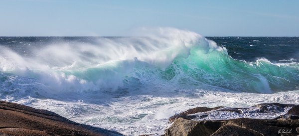 Wave 2 by Hugh Chisholm Photography