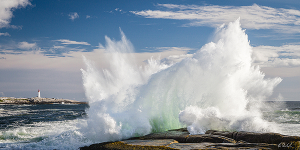 Epic Wave Action by Hugh Chisholm Photography