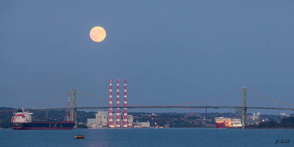 Supermoon over MacKay Bridge by Hugh Chisholm Photography