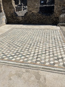Qbert Pompeii