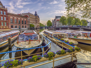 The Floating City
