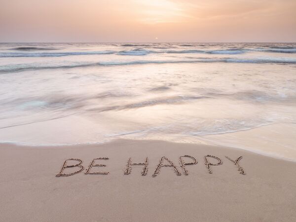 Be Happy Beaach Print