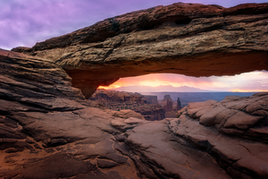 Dawn at Mesa Arch