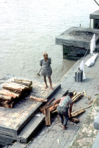Nepal. Kathmandu. Cremation in Pashupatinath