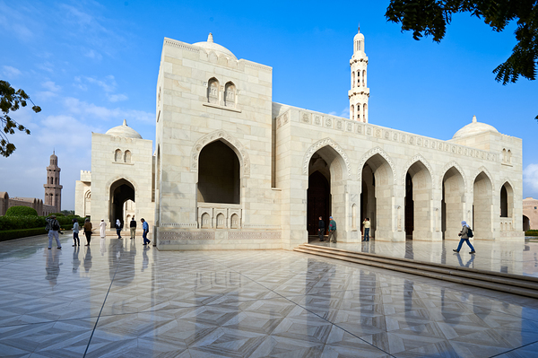 Oman. Muscat. Sultan Qaboos Grand Mosque Print