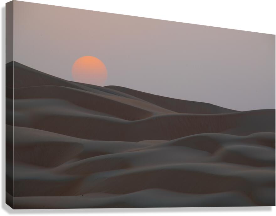 Dune red sun sinking Canvas Print