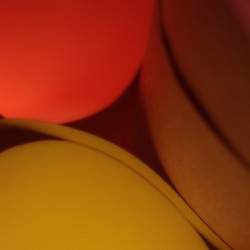 WARM SHADES 2